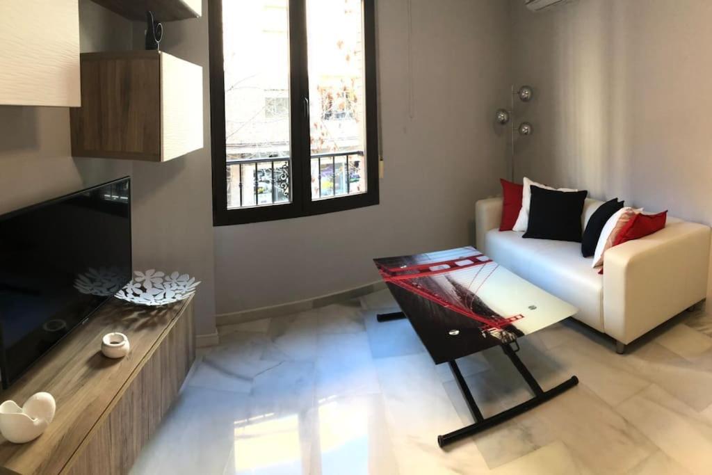 Apartamento Junto A Catedral Apartman Granada Kültér fotó