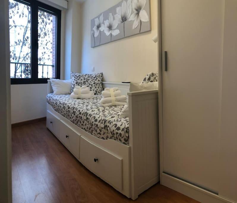Apartamento Junto A Catedral Apartman Granada Kültér fotó
